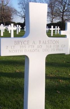 Second Lieutenant cross Bryce A Ralston grave marker photo