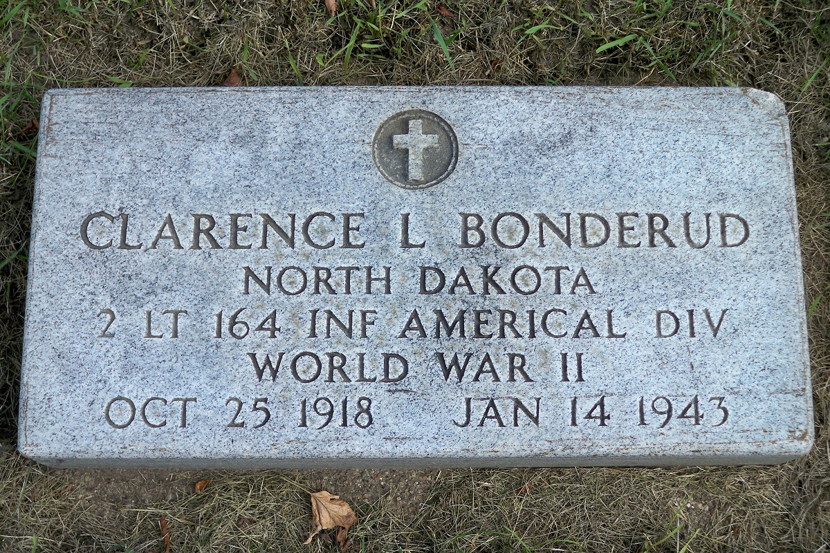 Second Lieutenant Clarence L Bonderud grave marker photo