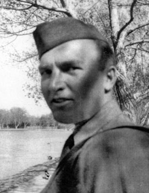 Staff Sergeant Clarence O Anderson in uniform photo