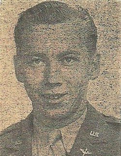 Second Lieutenant Clarence M Lindquist in uniform head and shoulder photo