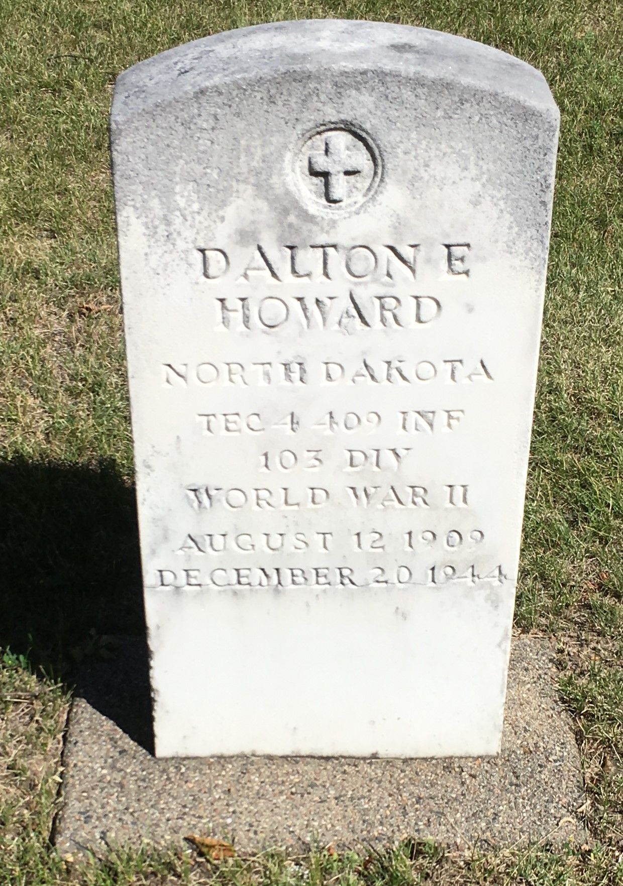 Technician Fourth Grade Dalton E Howard grave marker photo