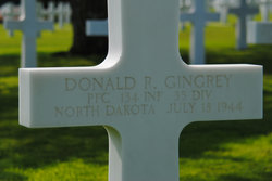 Private First Class Donald R Gingrey cross grave marker photo