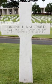 Staff Sergeant Edmund F Mahowald grave marker photo