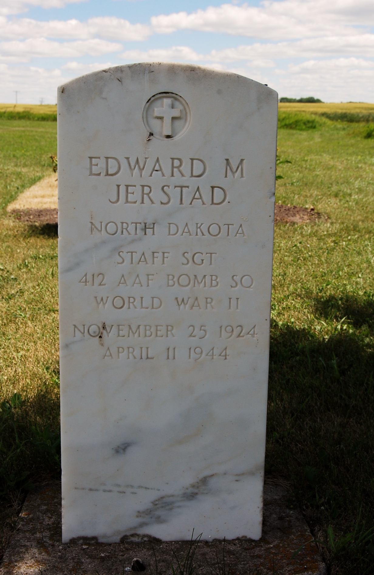 Staff Sergeant Edward M Jerstad grave marker photo