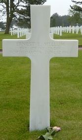 Private Ernest E Mellum cross grave marker photo