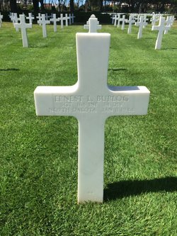 Sergeant Ernest L Burlog cross grave marker photo