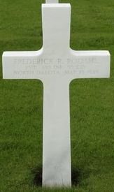 Private Frederick R Rodahl cross grave marker photo