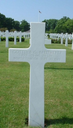 Private Gottlieb Breitmeyer cross grave marker photo