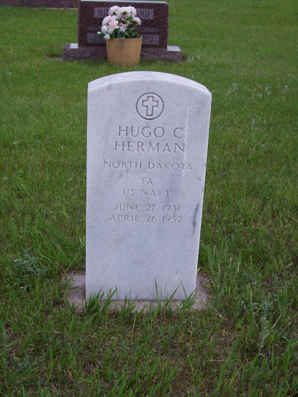 Picture of Hugo Herman's grave marker.