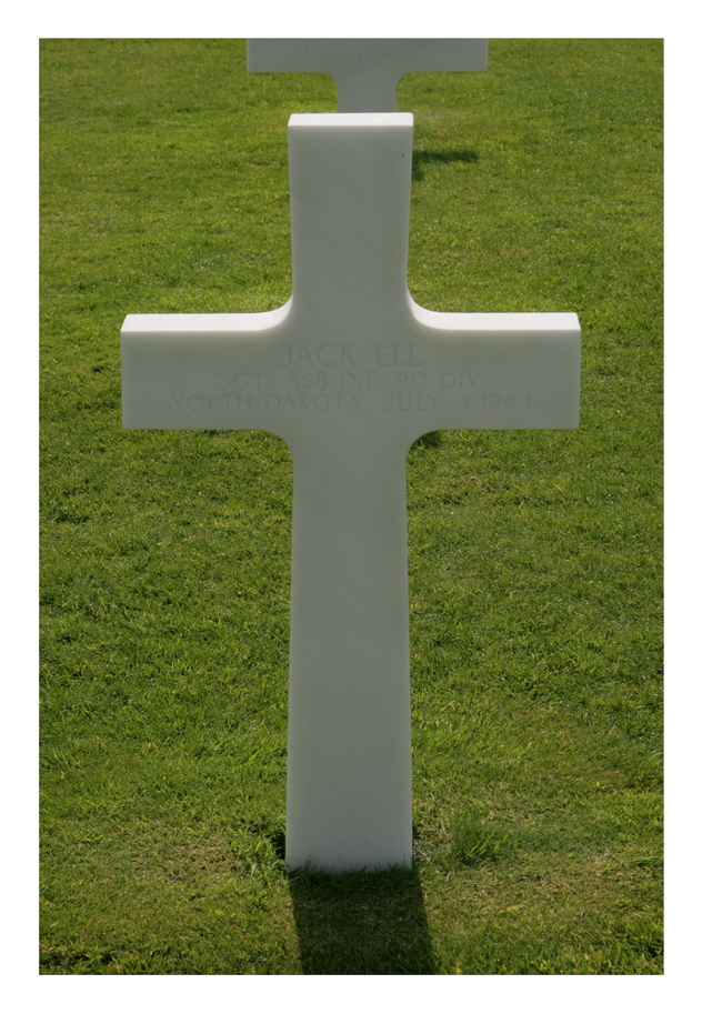 Sergeant Jack Ell cross grave marker photo
