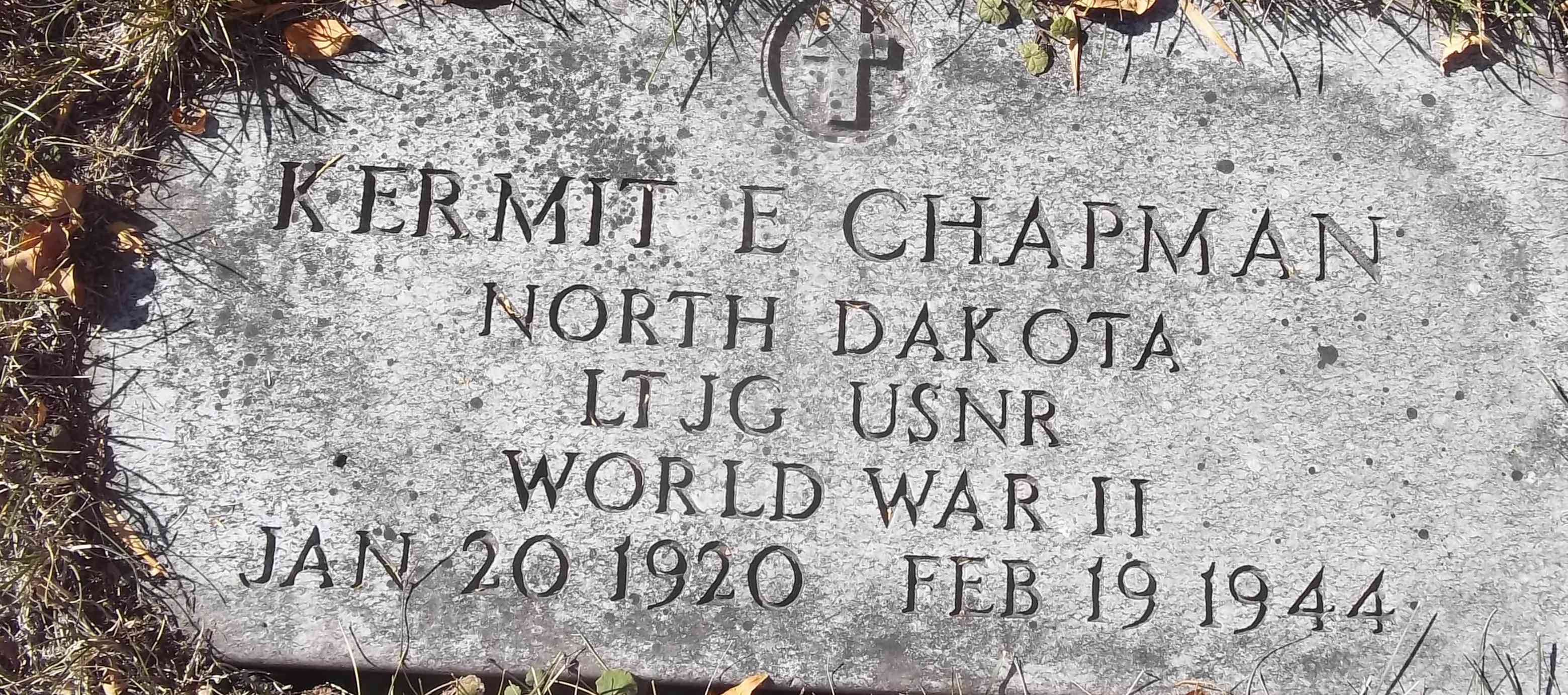 Lieutenant Junior Grade Kermit E Chapman grave marker photo