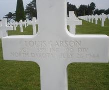 Sergeant Louis Larson cross grave marker photo