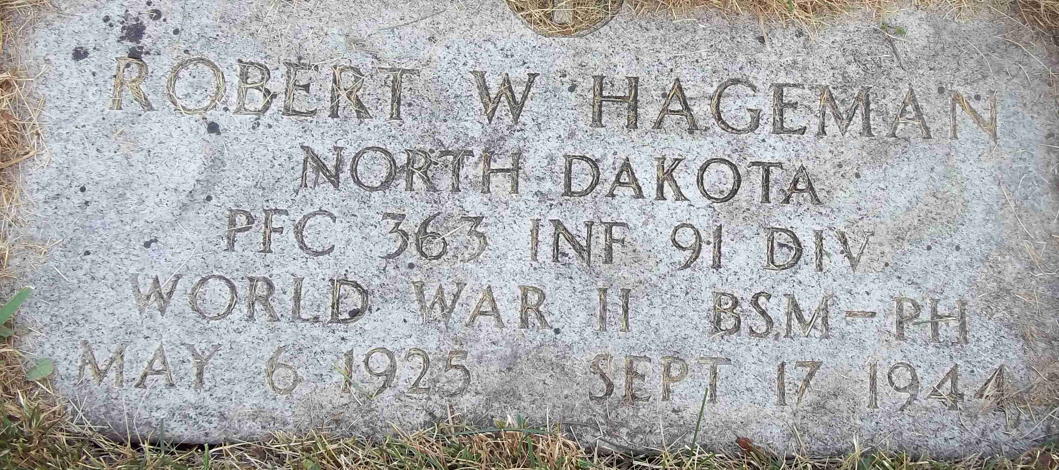 Private First Class Robert W Hageman grave marker photo