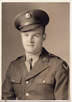 Staff Sergeant Severn W Peterson in uniform photo