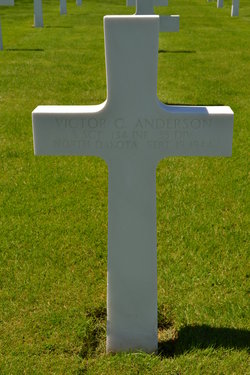 Staff Sergeant Victor C Anderson cross grave marker photo