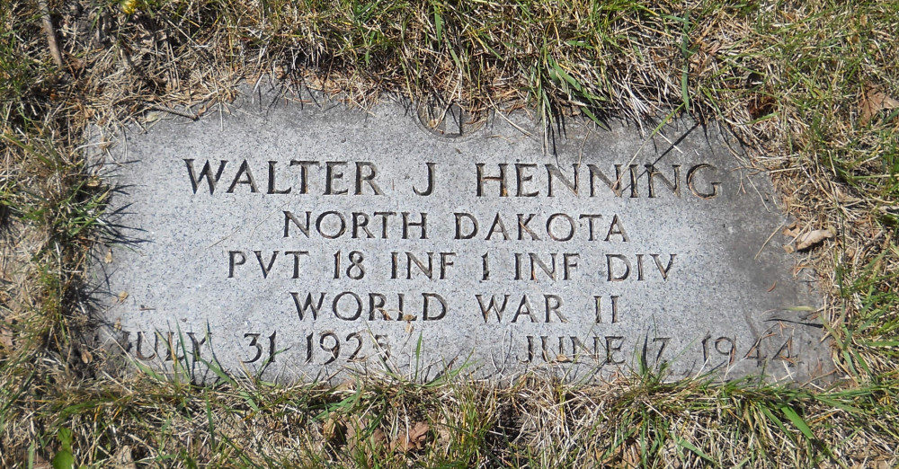 Private Walter J Henning grave marker photo