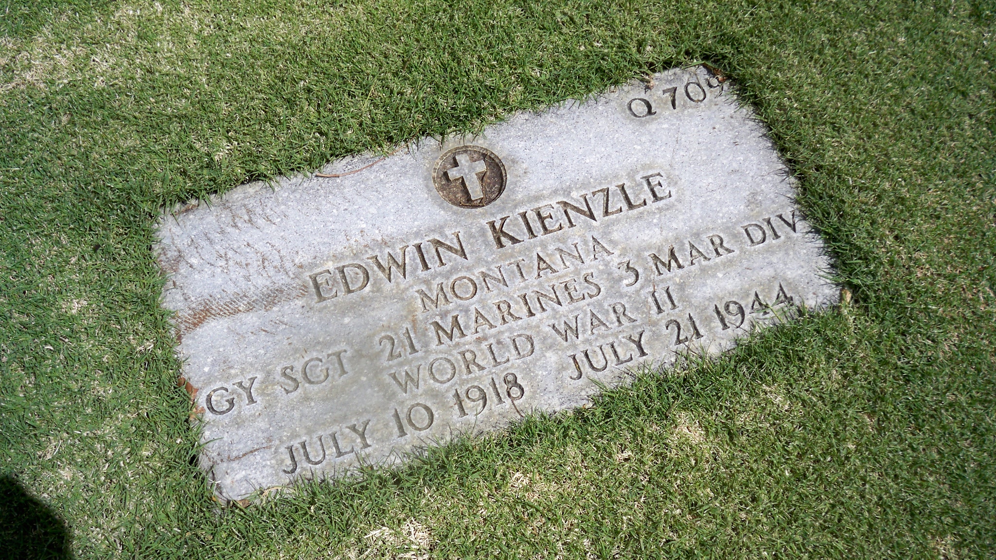 Gunnery Sergeant Edwin Kienzle grave marker photo