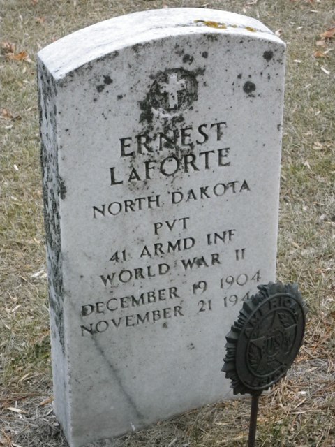 Private Ernest La Forte grave marker photo