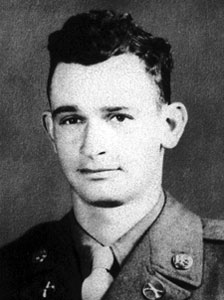 Photo of Eugene Van Steenvoort in uniform.