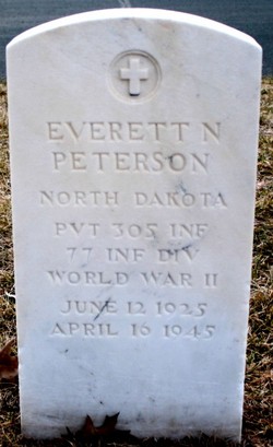 Private Everett N Peterson grave marker photo