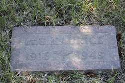 First Lieutenant George M Reinholdt grave marker photo