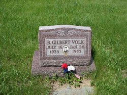 Picture of Gilbert Volk's grave marker.