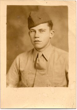 Private First Class Kenneth L Stocking in uniform photo