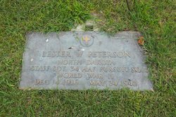 Staff Sergeant Lester W Peterson grave marker photo