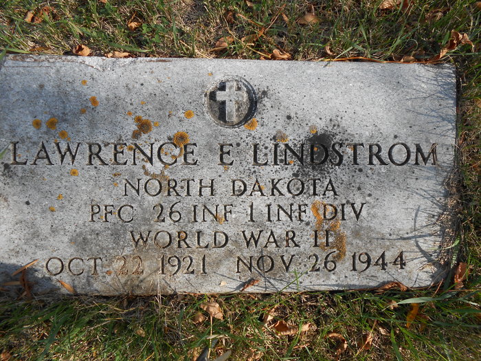 Private First Class Lawrence E Lindstrom grave marker photo
