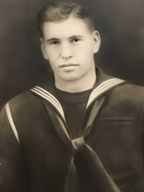 Electrician's Mate Second Class Steve L Lesmeister in uniform photo