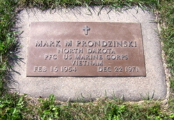 Picture of Mark Prondzinski's grave marker.
