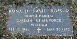 Picture of Ronald Rossum's grave marker.