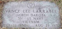 Picture of Vance Larrabee's grave marker.
