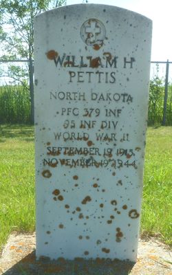 Private First Class William H Pettis grave marker photo