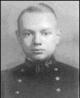 Lieutenant Richard Beebe Williams in uniform head and shoulder photo