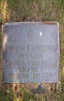 Vernon E. Anderson photo