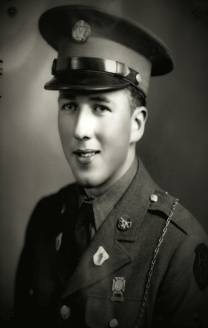 Allen L. Lindholm photo