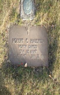 Robert Clyde Hausken photo
