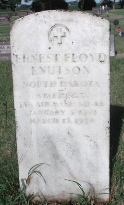 Staff Sergeant Ernest Floyd Knutson grave marker photo