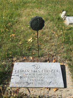 Lauren Nels Evanger photo