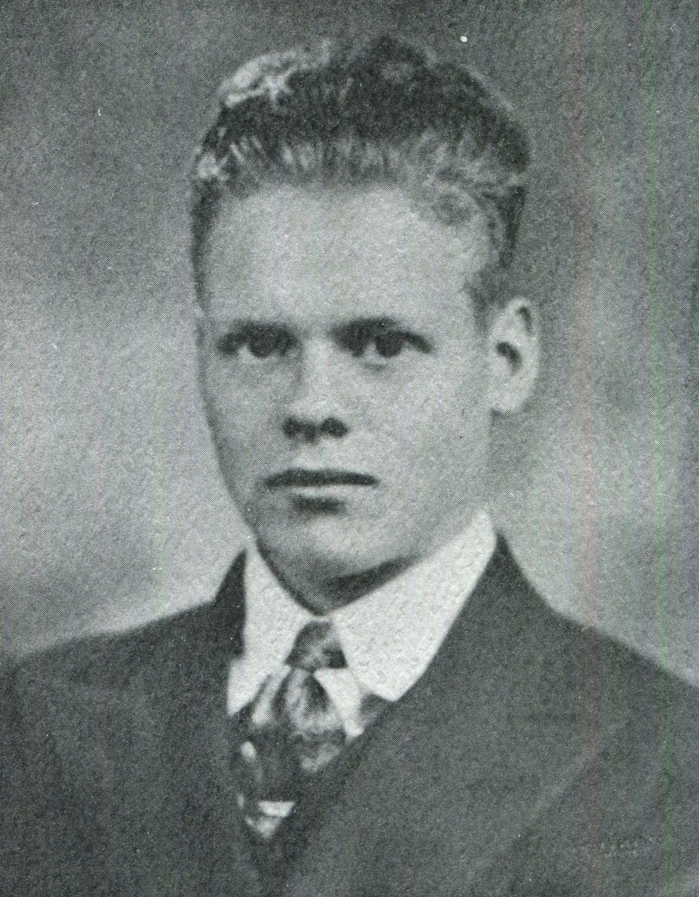 Leonard A. Larson photo
