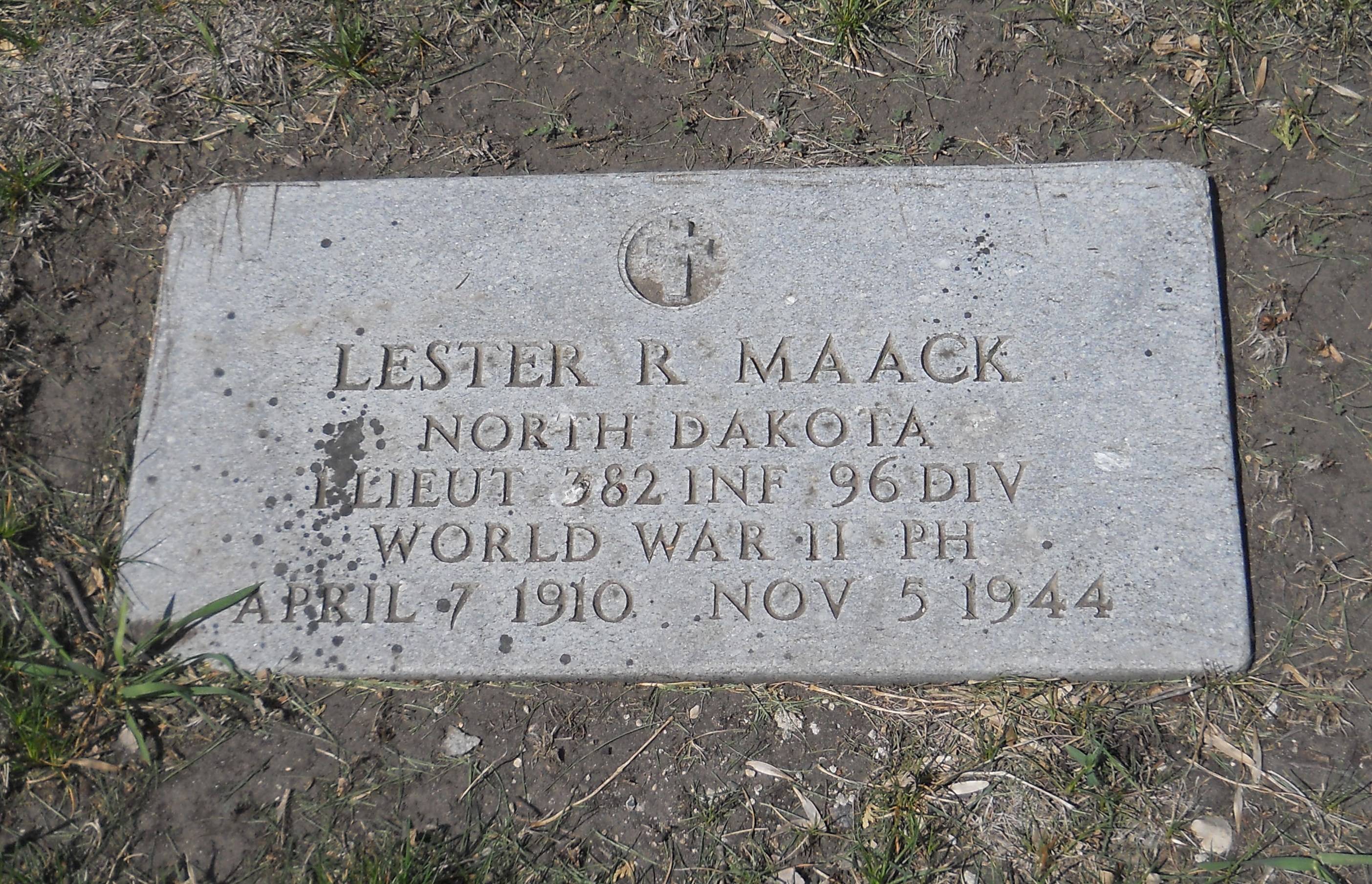 Lester R. Maack photo