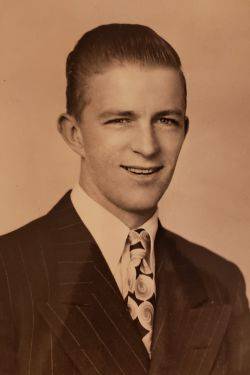Lloyd L. Whipple photo